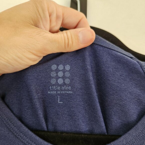 Title Nine Sunbuster Navy Blue Short Sleeve Athletic Top Shirt Golfing Tennis L - Picture 5 of 7